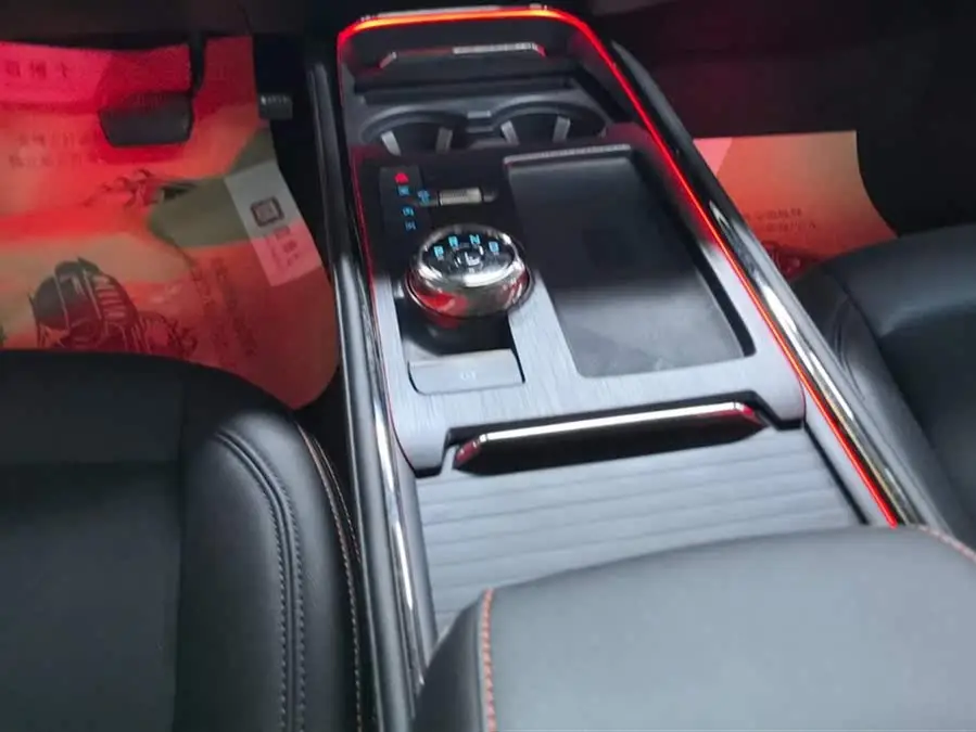 2022 فورد مونديو إيكو بوست 245 الفئة العليا