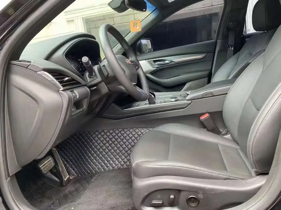 كاديلاك CT5 2022 28T بريميوم