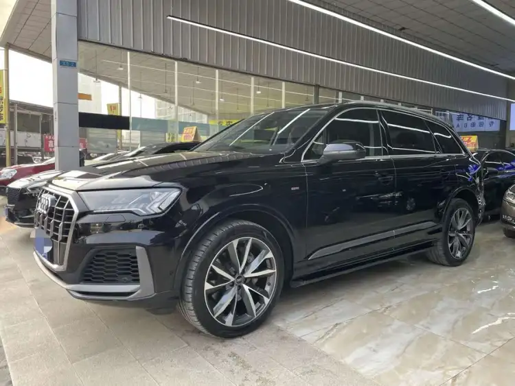 Audi Q7 2021 55 TFSI quattro S line Sport