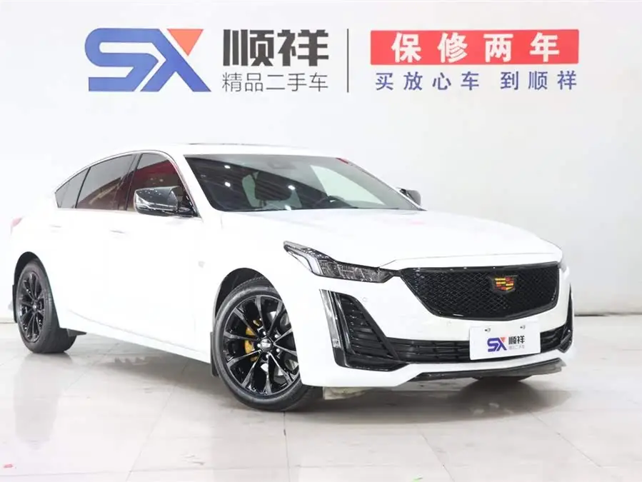 كاديلاك CT5 2022 28T الفاخرة (الإصدار القياسي)