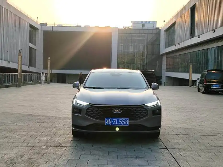 2023 Mondeo 1.5T E-Hybrid Luxury