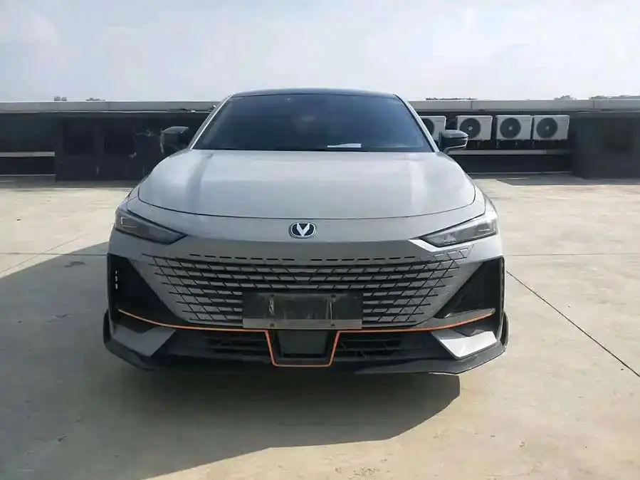 Changan UNI-V 2022 1.5T Sport Version