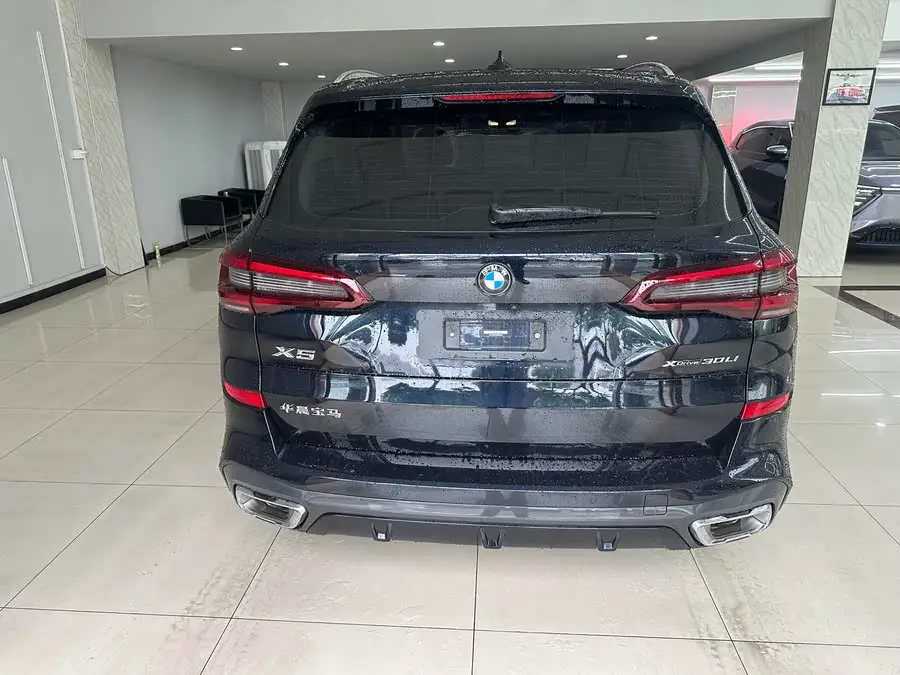 بي ام دبليو X5 2022 xDrive 30Li حزمة M الرياضية