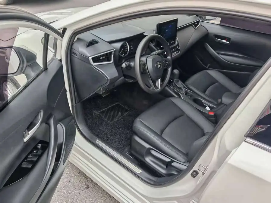 أسد آسيا 2021 إصدار فاخرة 2.0 لتر