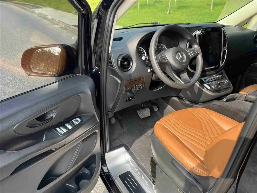 Vito 2021 2.0T Business Edition 7-seater