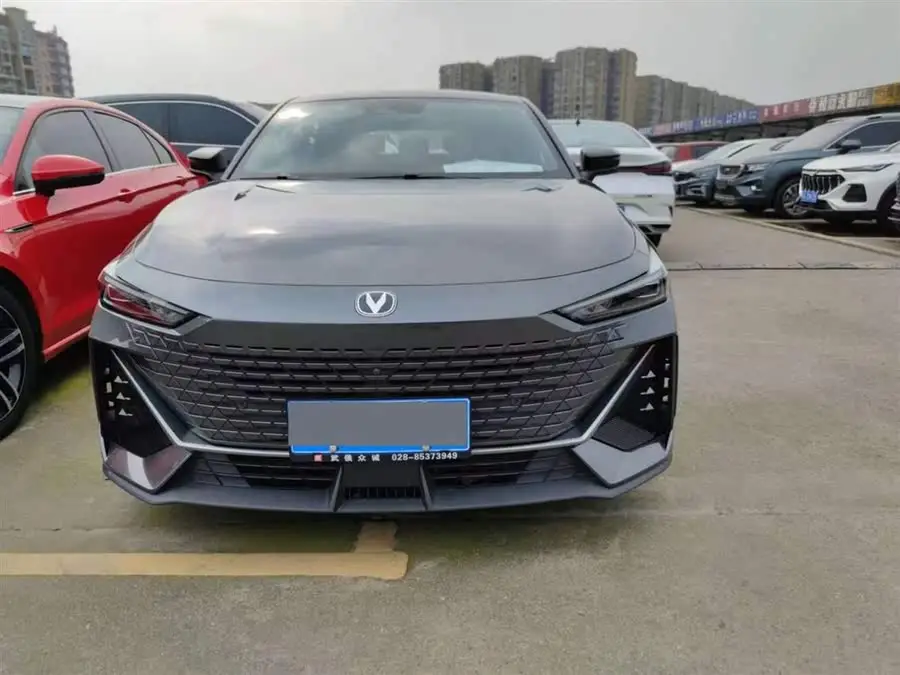 Changan UNI-V 2022 1.5T Premium