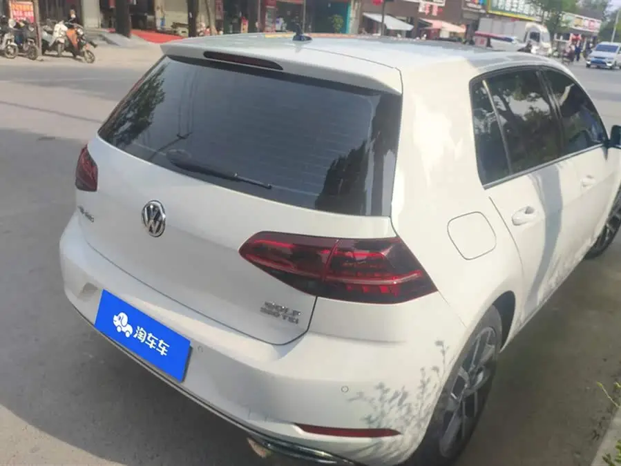 غولف 2020 إصدار الحب 280TSI DSG الفاخر