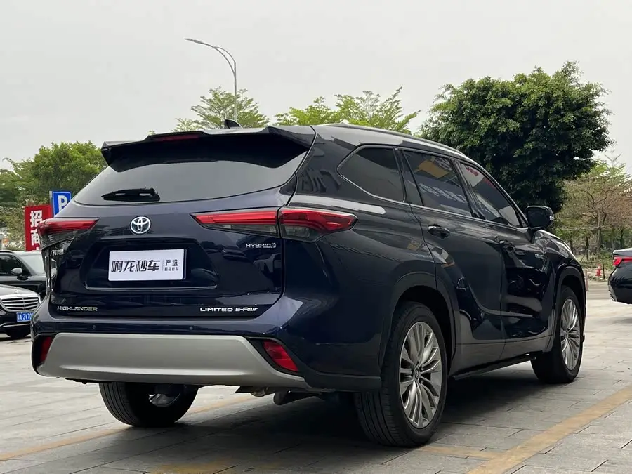 Highlander 2022 Hybrid 2.5L AWD Premium 7-Seater