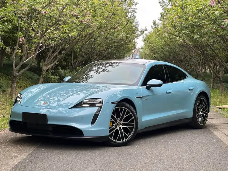 Taycan 2022 Facelift