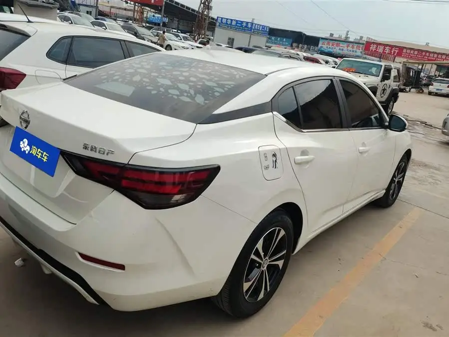 2022 نيسان سيلفي 1.6 لتر XL CVT إصدار الاستمتاع