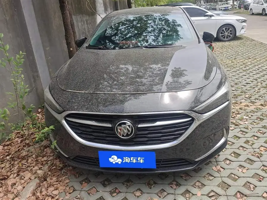 بويك لاكروس 2021 552T الفاخرة