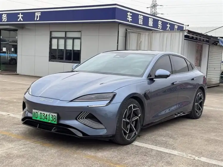 Seal 2023 Champion Edition 700km Performance Version