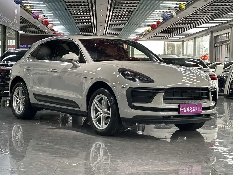 2022 Macan Macan T 2.0T