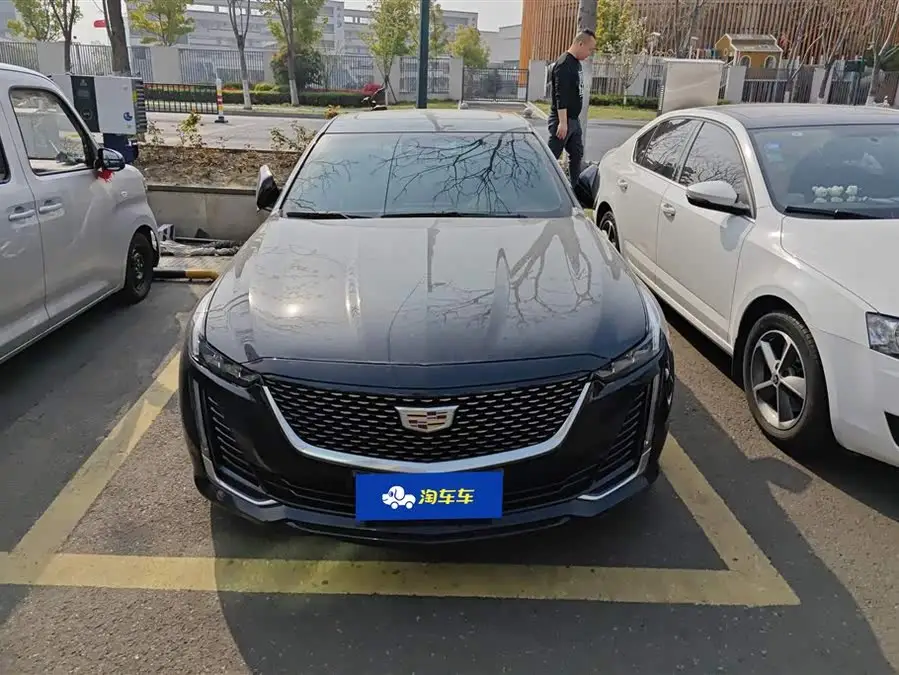 Cadillac CT5 2022 28T Luxury (Standard Edition)