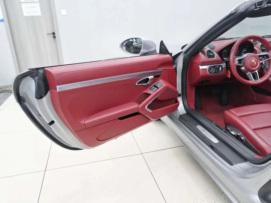 Porsche 718 2022 Boxster 2.0T