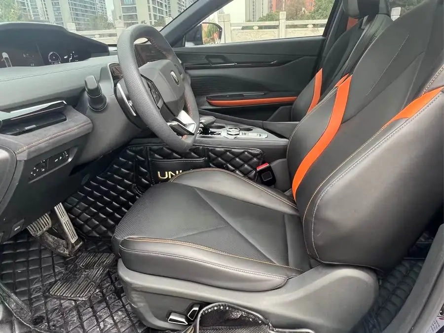 Changan UNI-V 2022 1.5T Sport Edition