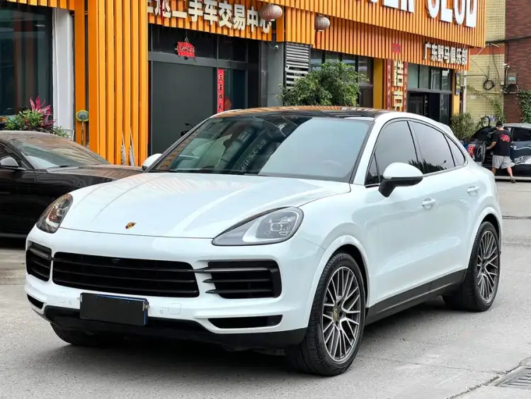 2022 Cayenne Cayenne Coupé 3.0T Platinum