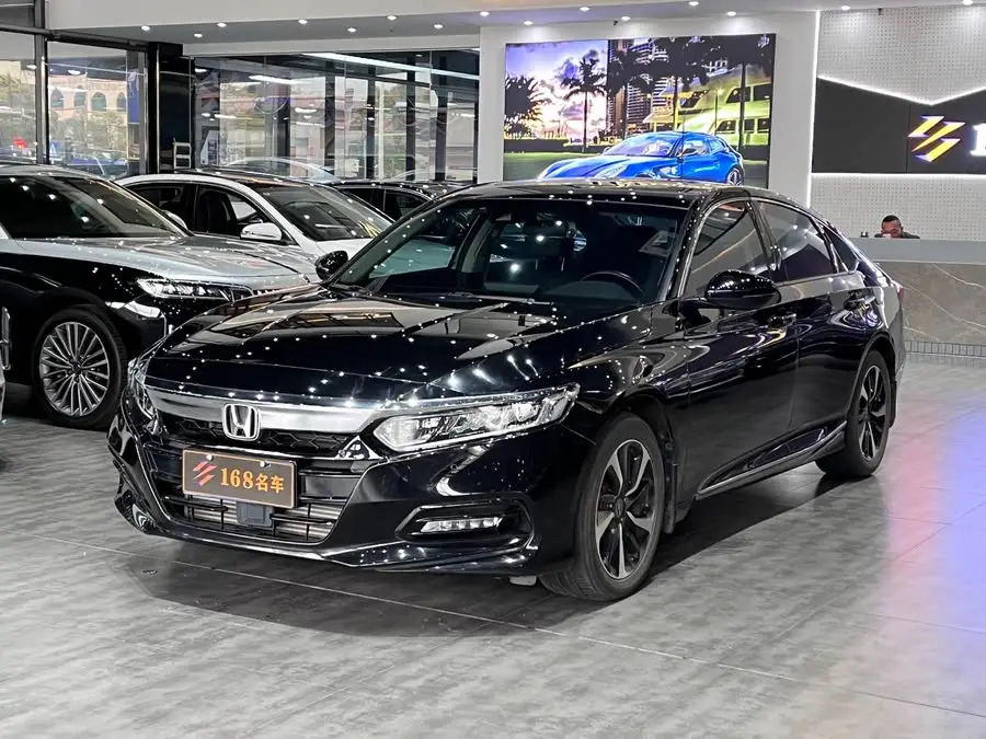 Accord 2018 260TURBO Luxury Version National VI