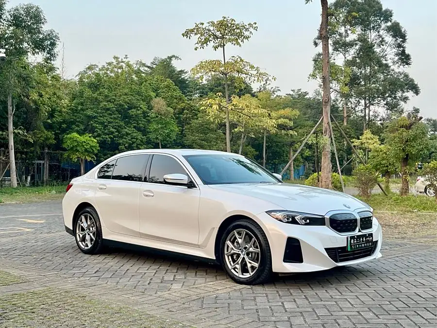 بي إم دبليو i3 2024 eDrive 35 L