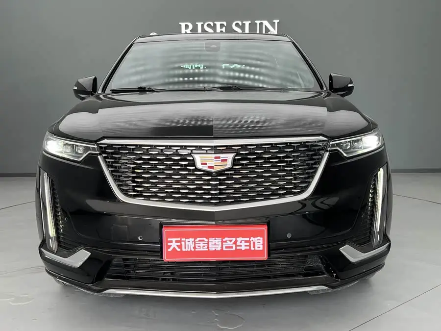 كاديلاك XT6 2022 2.0T ستة مقاعد دفع رباعي فاخر