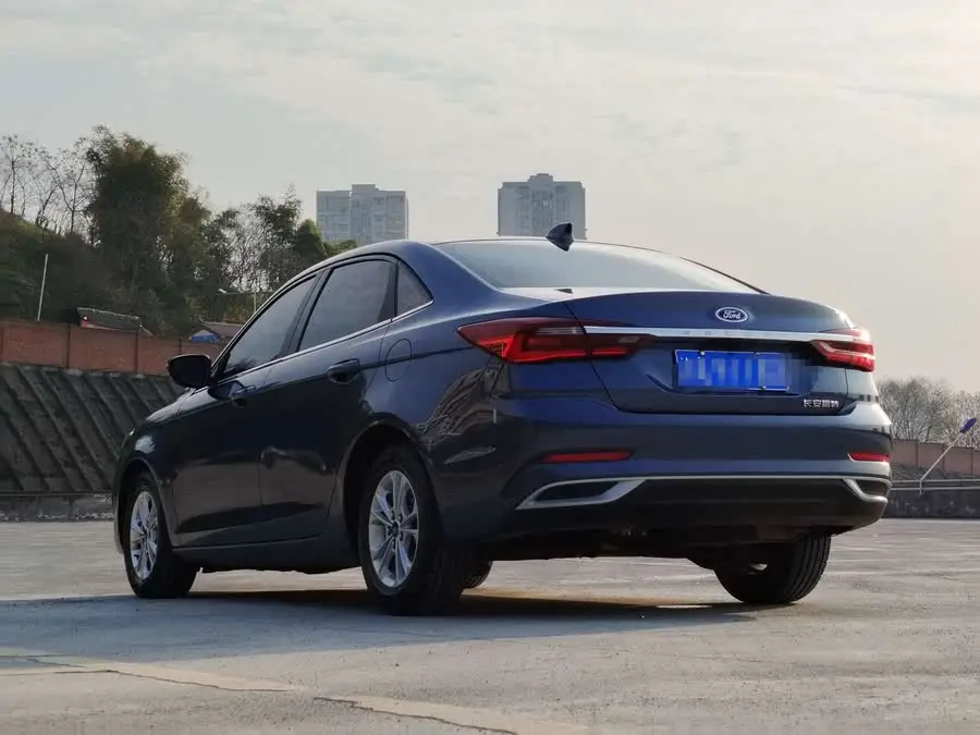 Ford Fiesta 2021 1.5L Automatic Golden Edition