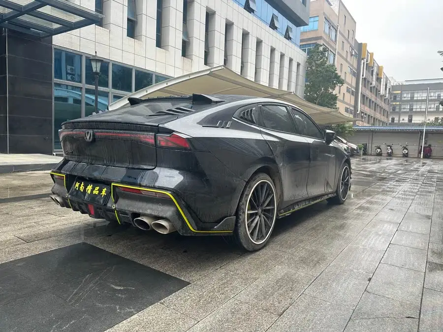 Changan UNI-V 2022 1.5T Sport Edition