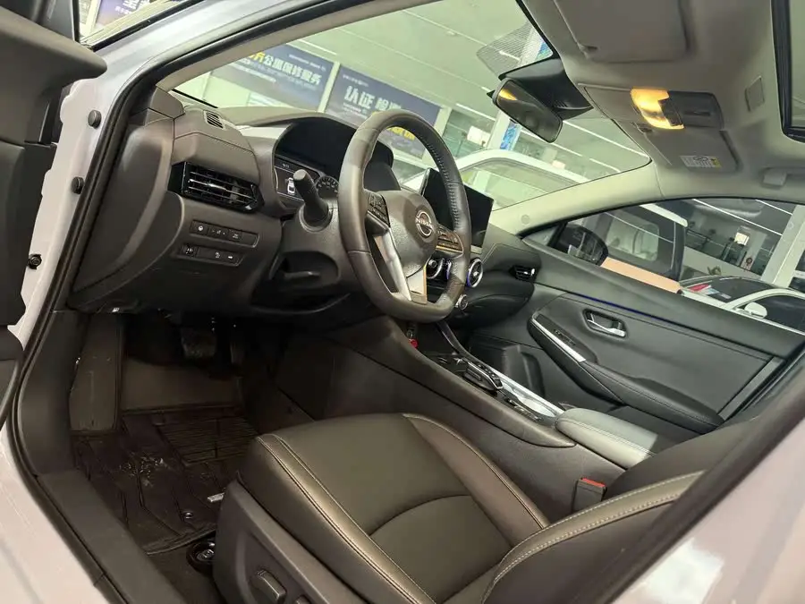 سلفي 2023 طراز هجين كهربائي فائق القيادة الذكية القصوى