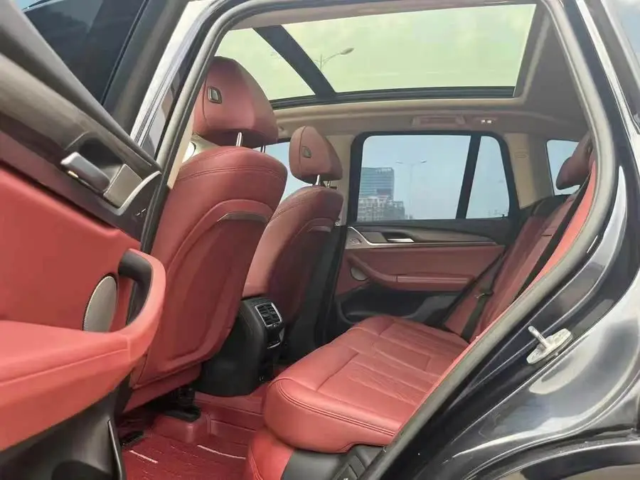 BMW X3 2022 xDrive30i Leading M Night Package