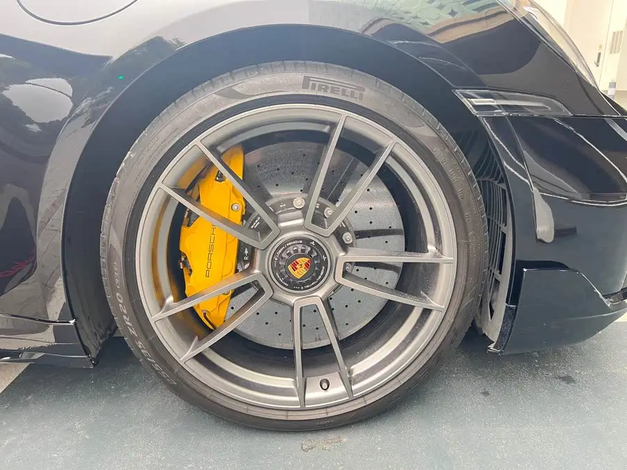 Porsche 911 2022 Turbo S 3.7T