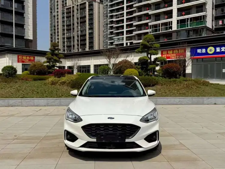 2020 Ford Focus 2.0 EcoBoost 180 Automatic Trend