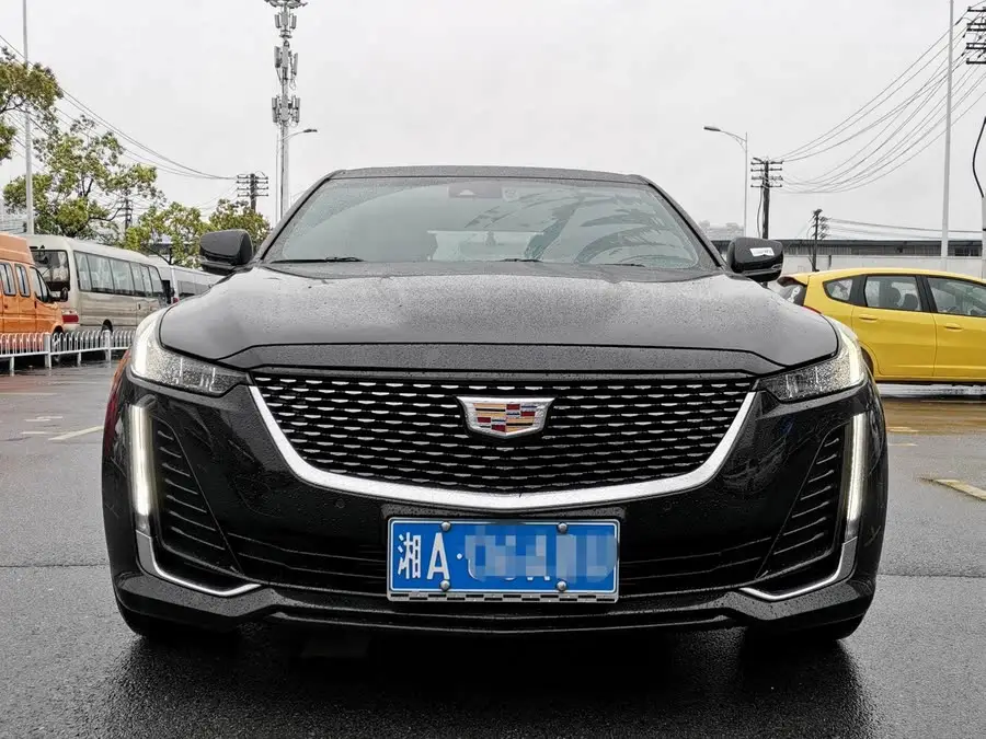 كاديلاك CT5 2021 28T الفاخرة