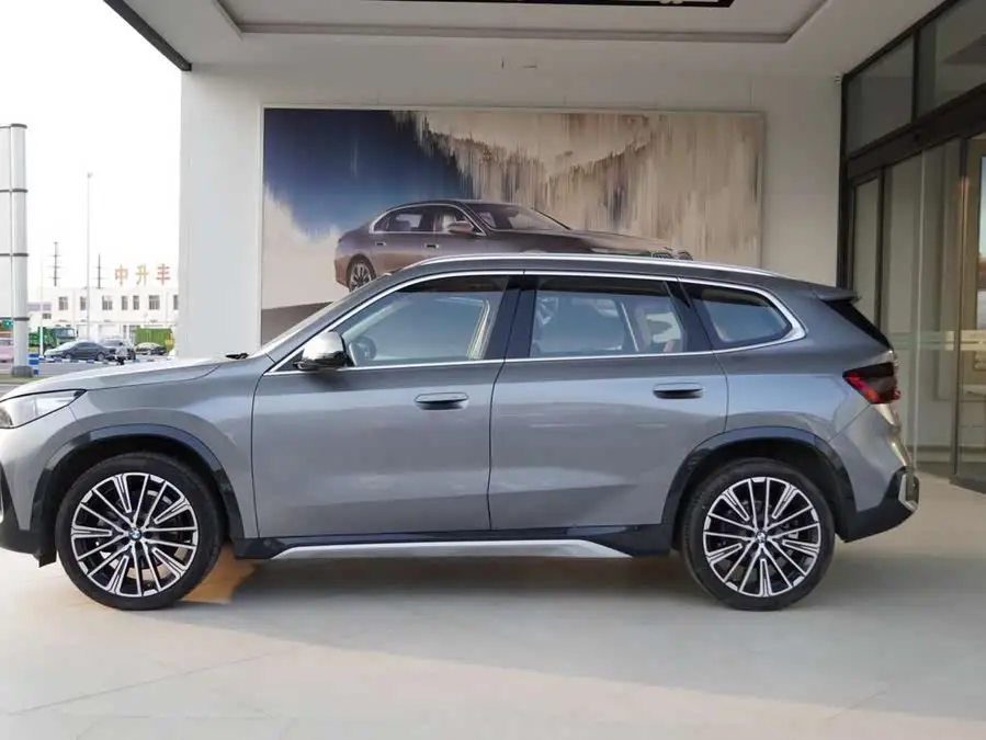 BMW X1 2023 xDrive25Li X Design Package