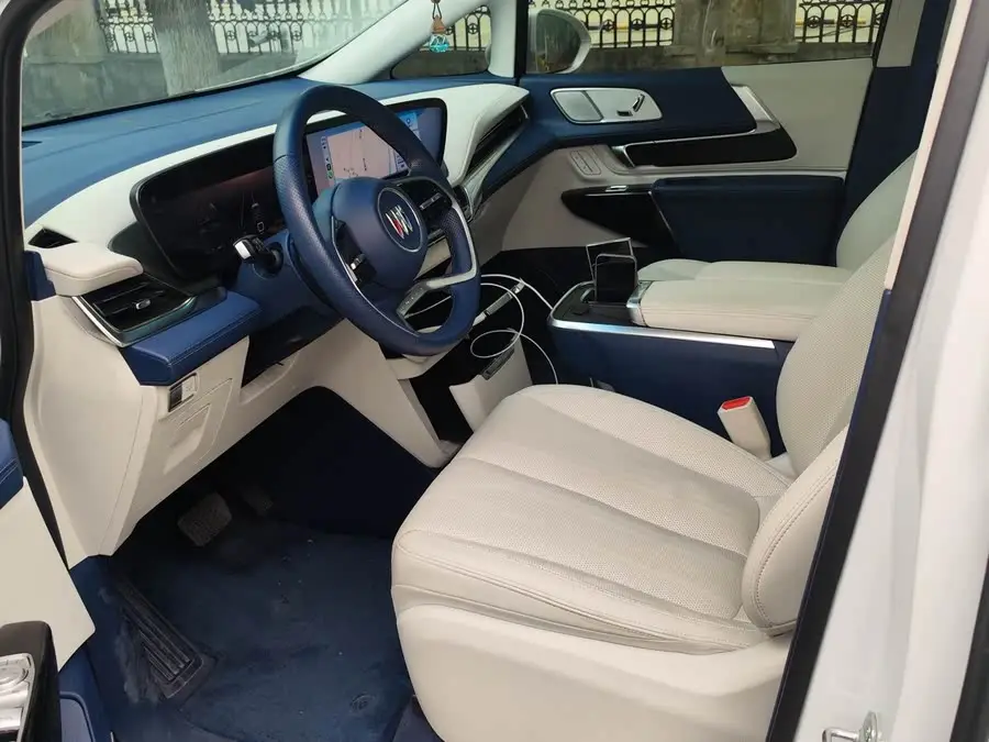 قرن 2023 2.0T نسخة يونس للسبعة مقاعد