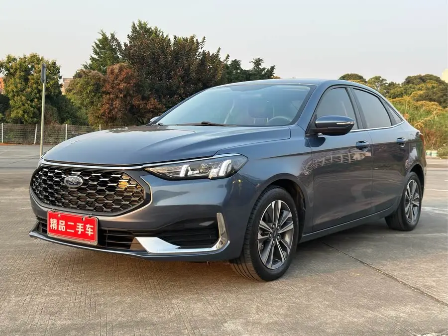 Ford Focus 2021 1.5L Automatic Diamond Edition