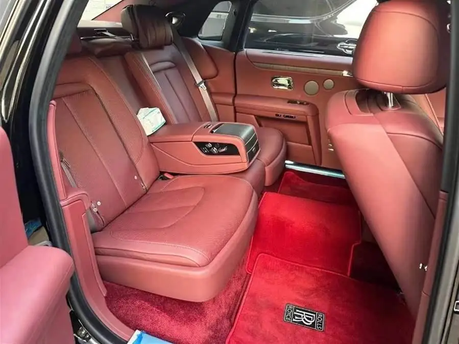 غوست 2021 6.7T النسخة ذات قاعدة العجلات الطويلة