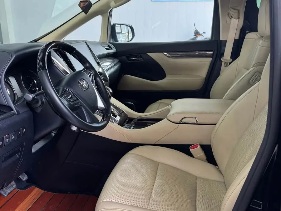 إلفا 2021 هايبرد 2.5 لتر فئة بريميوم