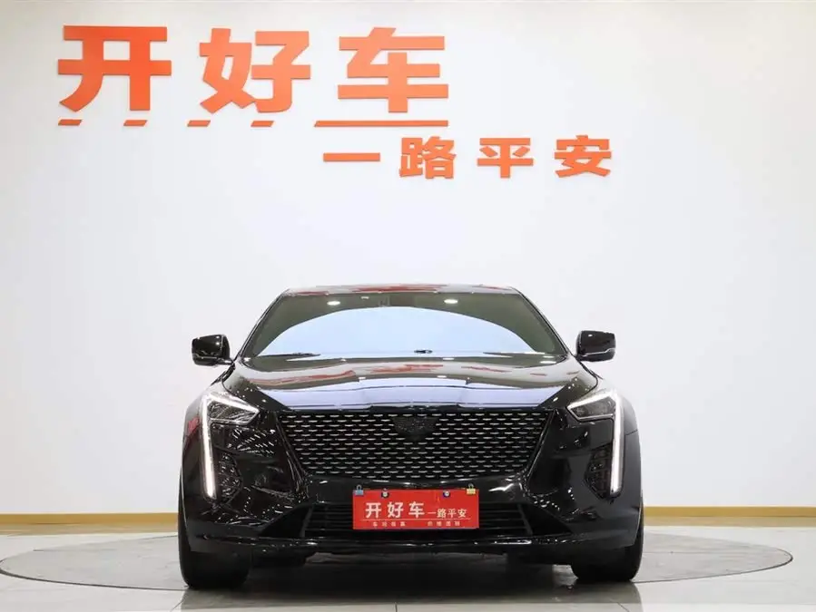 كاديلاك CT6 2022 28T الفاخرة