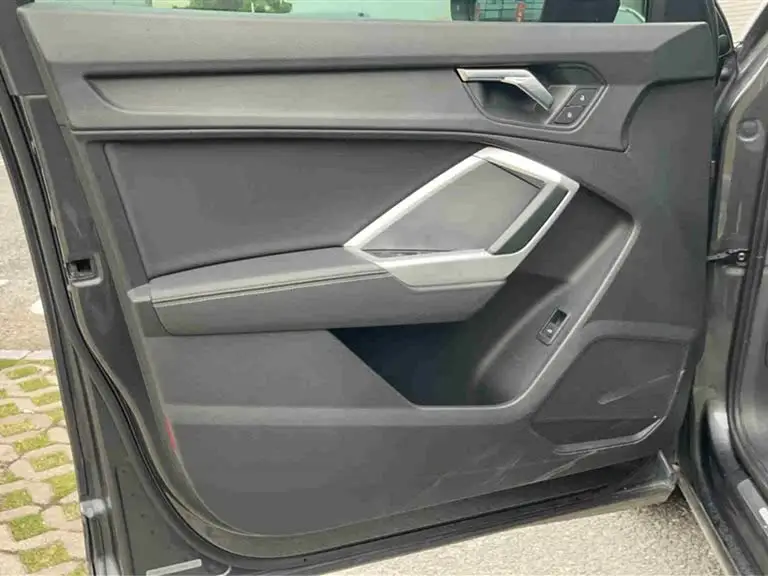 Audi Q3 2021 35 TFSI Progressiv