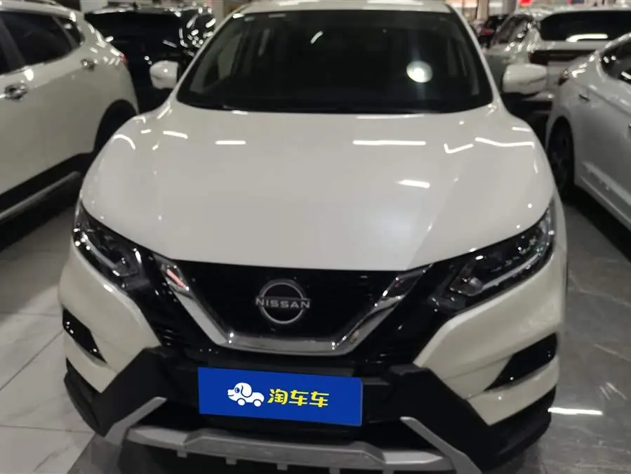 2022 نيسان قاشقاي 2.0 لتر CVT XV بريميوم