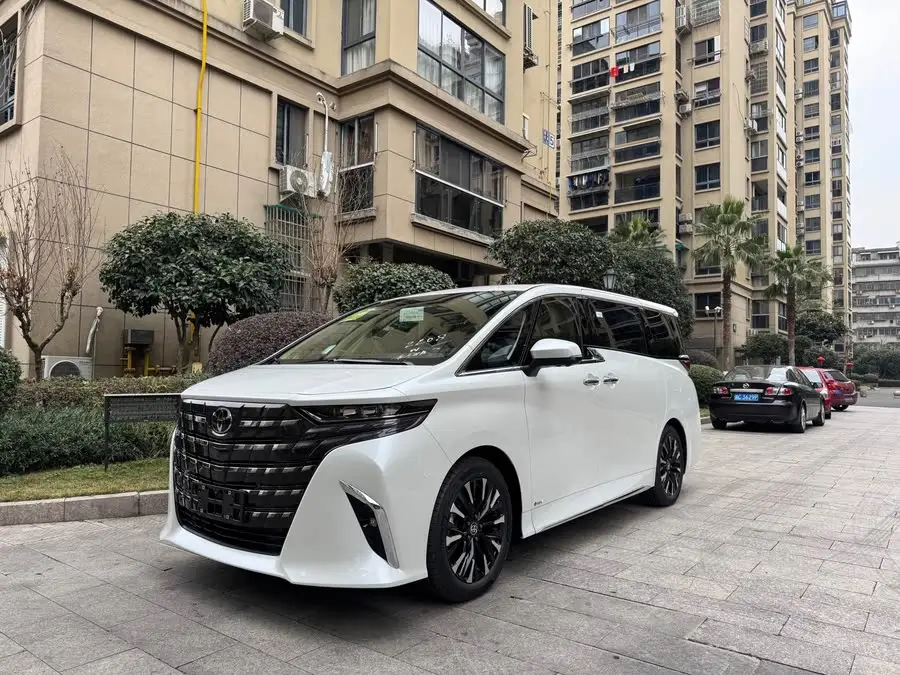 ألفارد 2024 هايبرد 2.5 لتر إصدار متميز