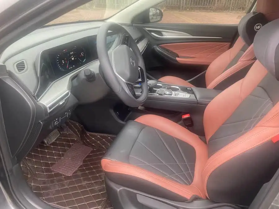 Eado 2022 PLUS Blue Whale NE 1.4T GDI DCT Premium Edition