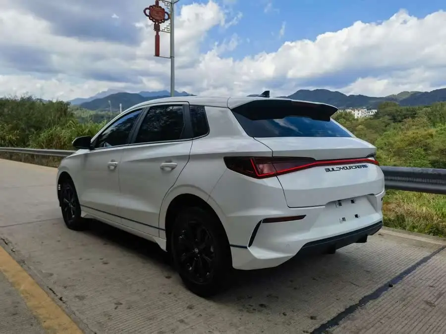 بي واي دي e2 2021 إصدار السفر