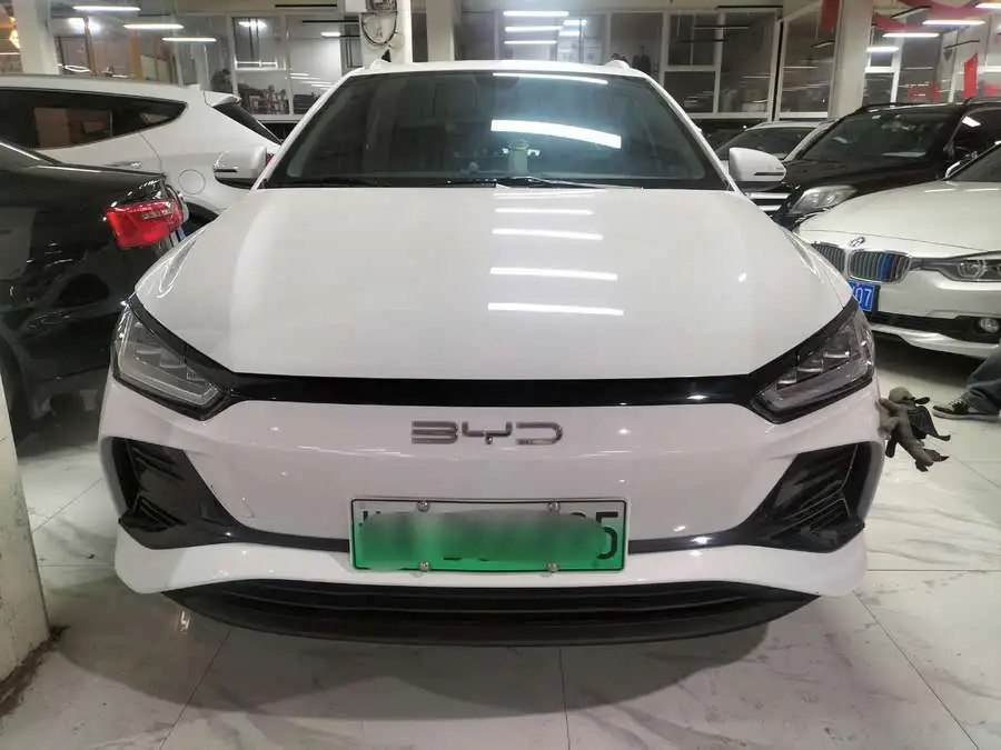 بي واي دي e2 2024 إصدار الشرف نوع الراحة