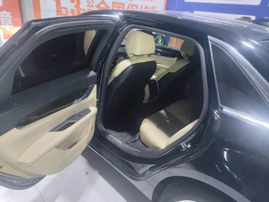 كاديلاك CT6 2021 28T طراز الموضة