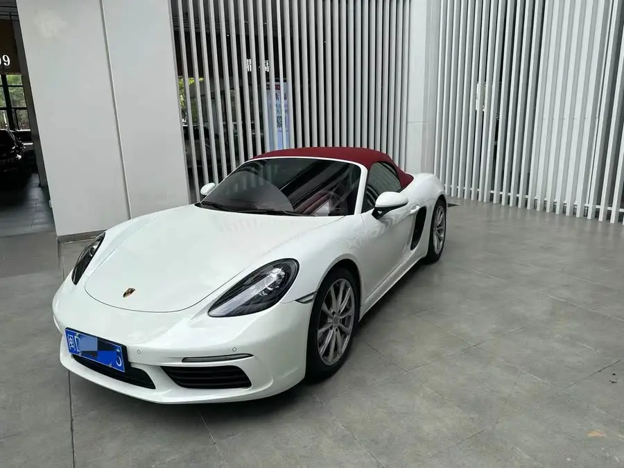 Porsche 718 2020 Model Boxster 2.0T