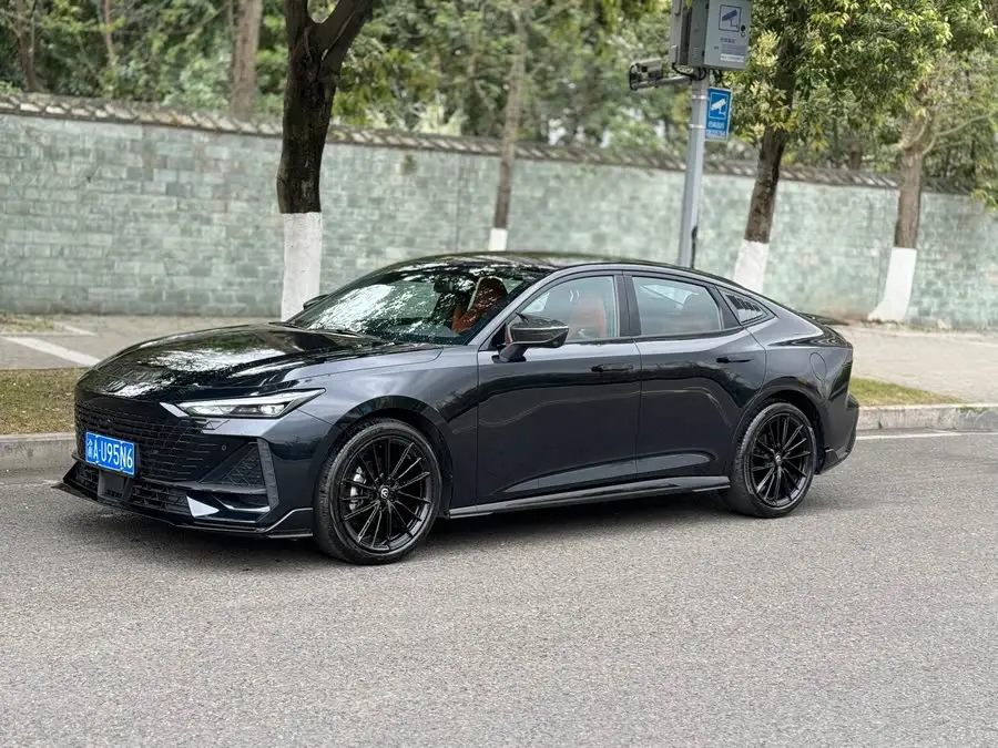 Changan UNI-V 2023 1.5T Sport Version