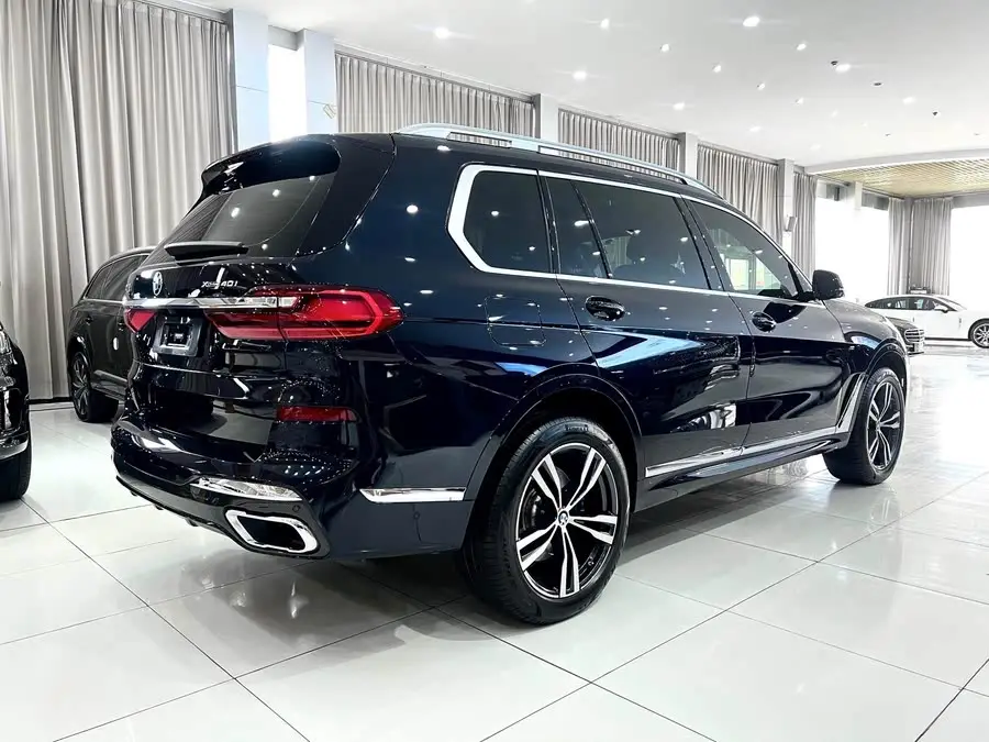 بي إم دبليو X7 2022 xDrive40i حزمة M الرياضية