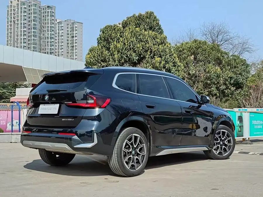 BMW X1 2024 sDrive25Li X Design Package