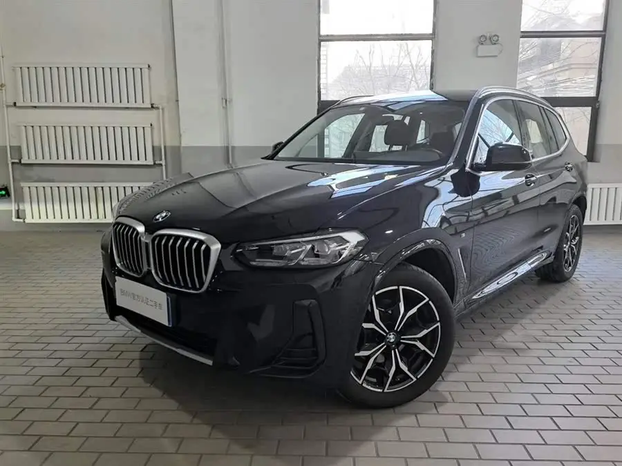 بي إم دبليو X3 2023 xDrive25i مجموعة M الرياضية