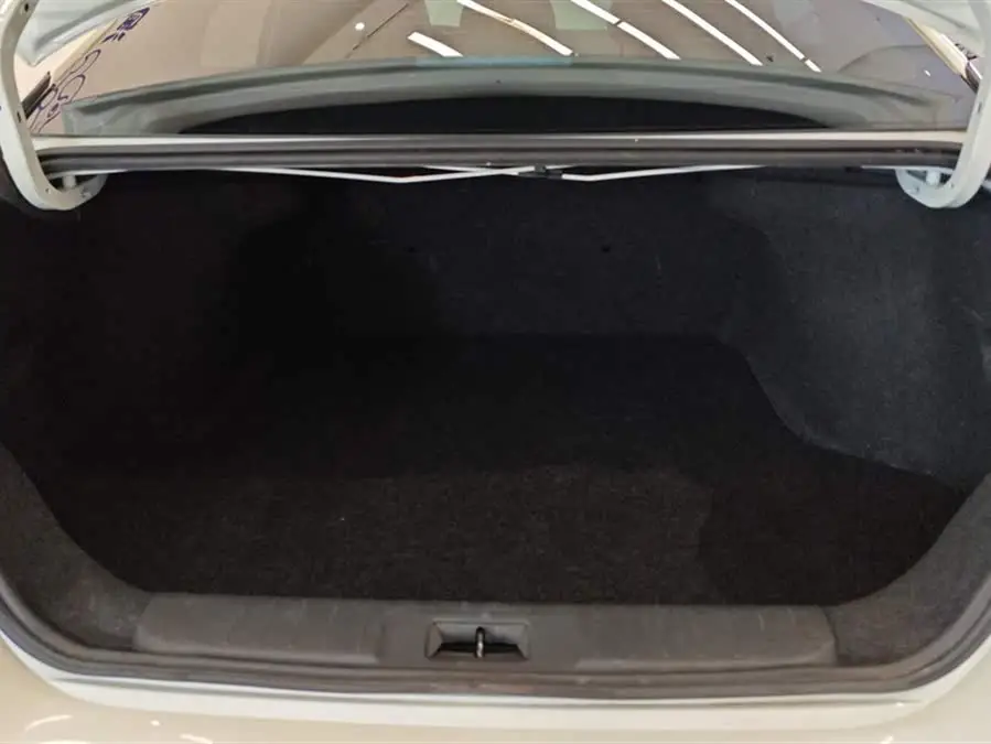 2021 نيسان سيلفي 1.6 لتر XL CVT نسخة المتعة